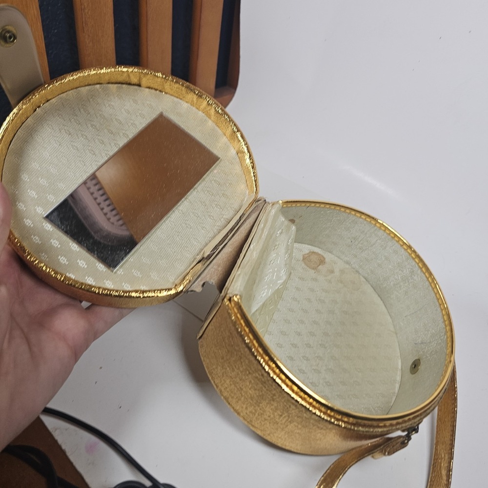 GOLD PURSE HANDBAG GOLD ROUND PRE OWNED Vtg Beaded - Picture 7 of 8